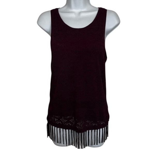WHITE HOUSE BLACK MARKET Cabernet Fringe Hem Sleeveless Crochet Knit Top NWOT XS - Picture 1 of 7